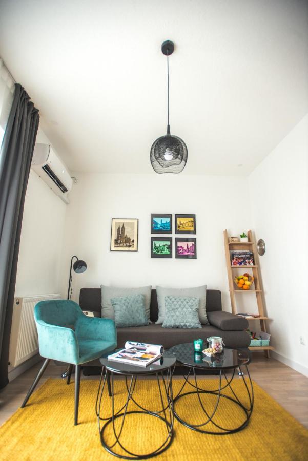 Studio Apartman Dakovo In Bagian luar foto