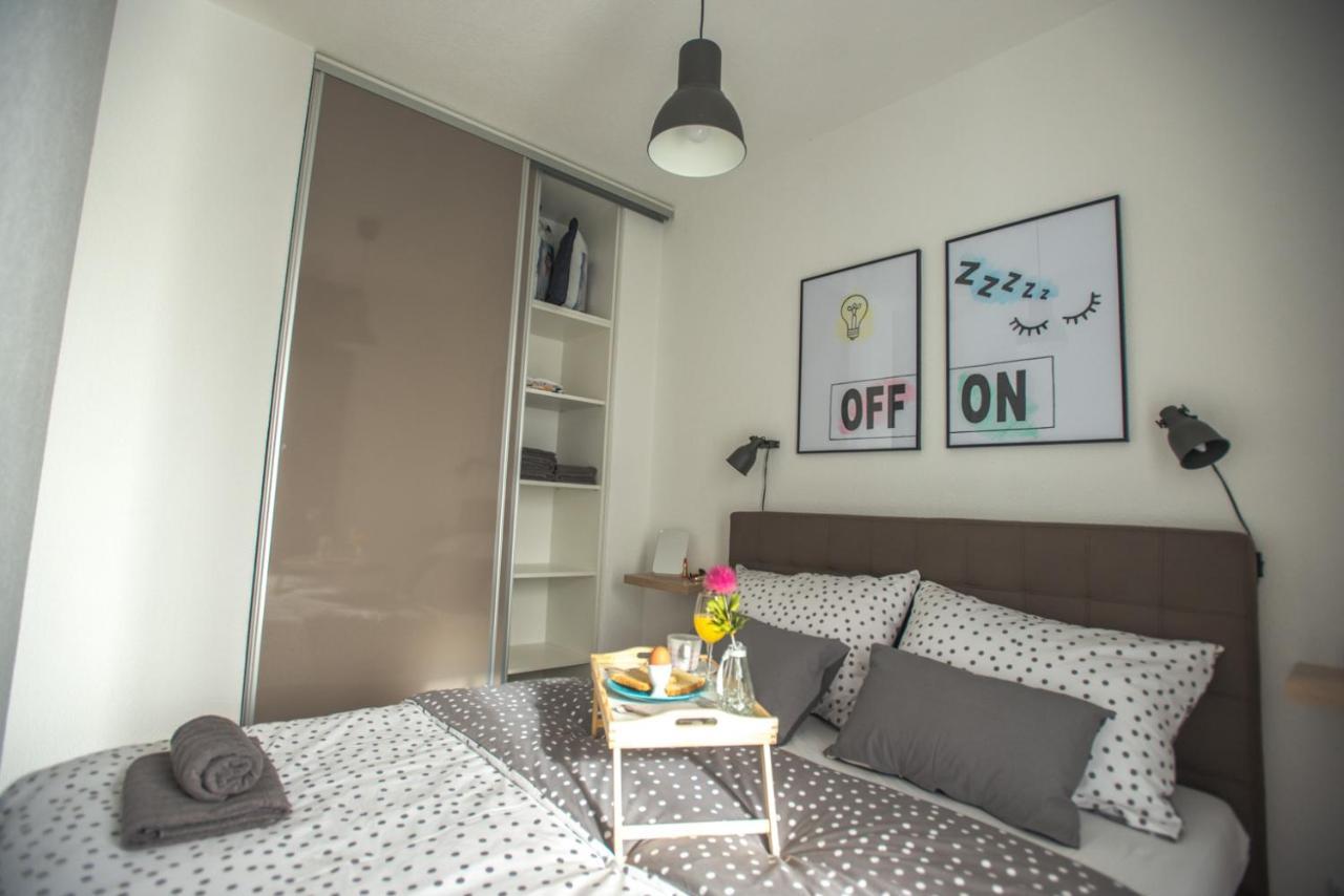 Studio Apartman Dakovo In Bagian luar foto