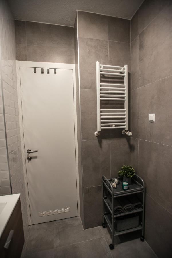 Studio Apartman Dakovo In Bagian luar foto