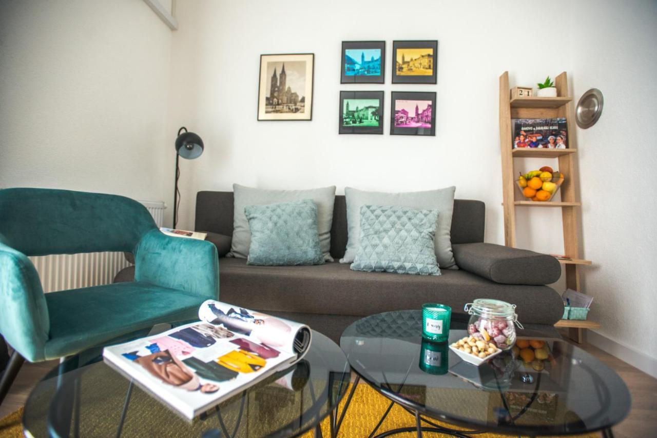 Studio Apartman Dakovo In Bagian luar foto