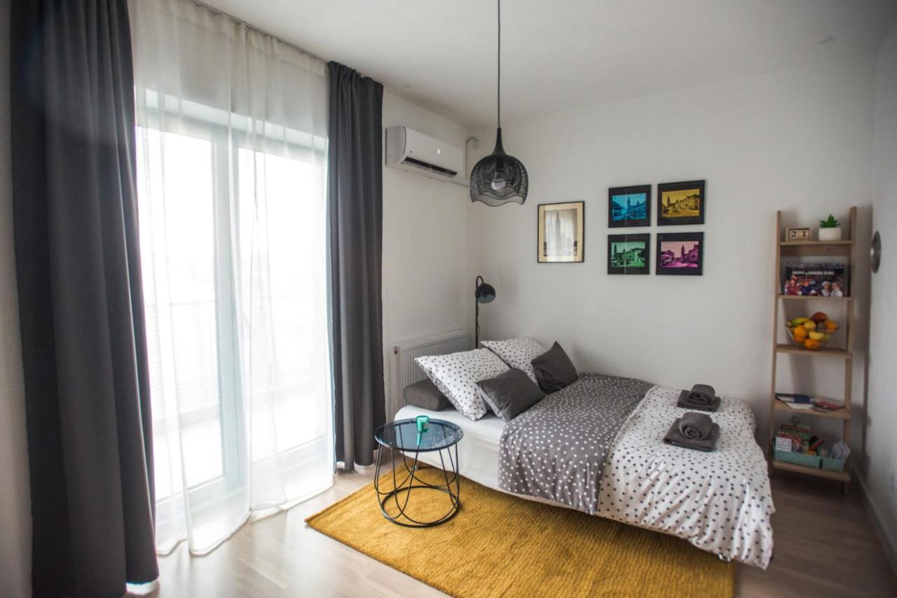 Studio Apartman Dakovo In Bagian luar foto