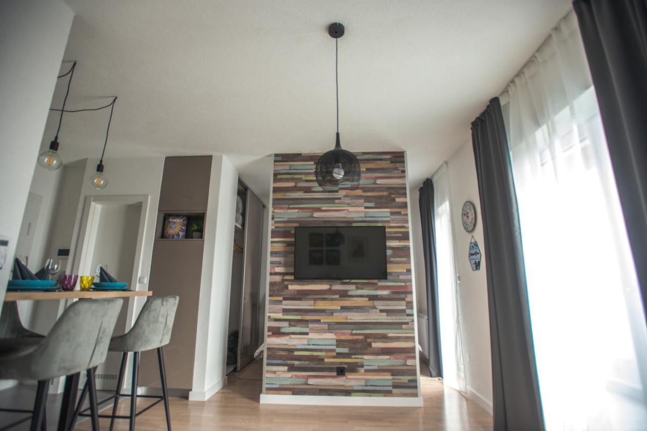 Studio Apartman Dakovo In Bagian luar foto