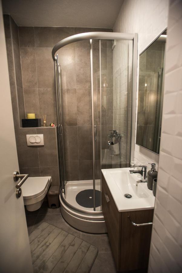 Studio Apartman Dakovo In Bagian luar foto